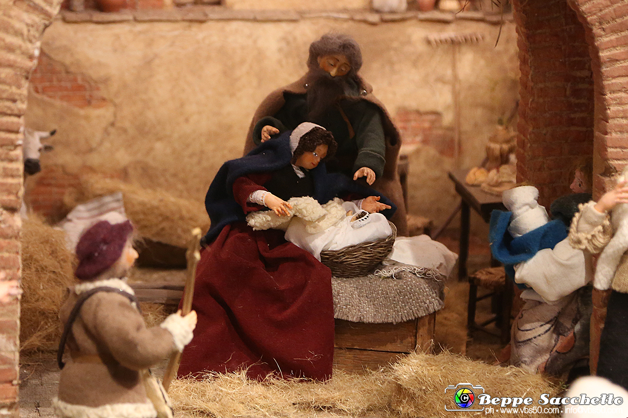 VBS_7508 - Abbazia di Vezzolano - Presepe artistico di Anna Rosa Nicola.jpg